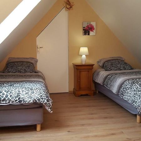 Vacation Home On Rue Du Marais 5 Petiville  Eksteriør billede