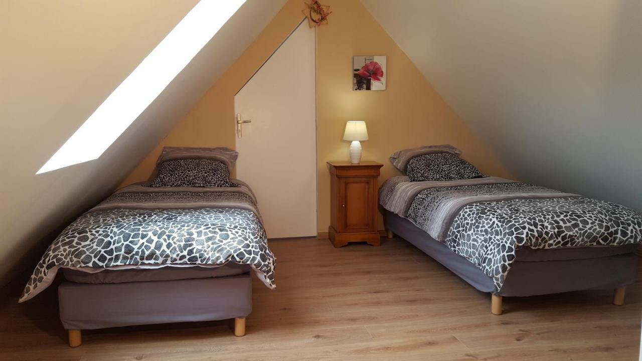 Vacation Home On Rue Du Marais 5 Petiville  Eksteriør billede